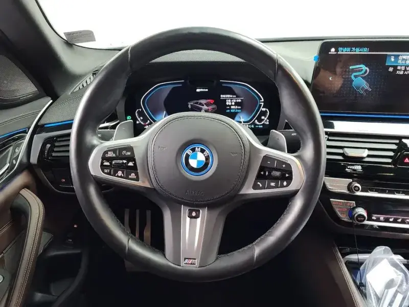 2022 BMW 5 серии с пробегом 57 814 км