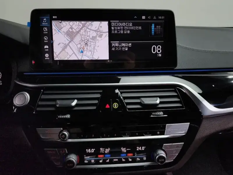 2022 BMW 5 серии с пробегом 57 814 км