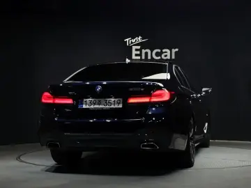 2022 BMW 5 серии с пробегом 66 381 км