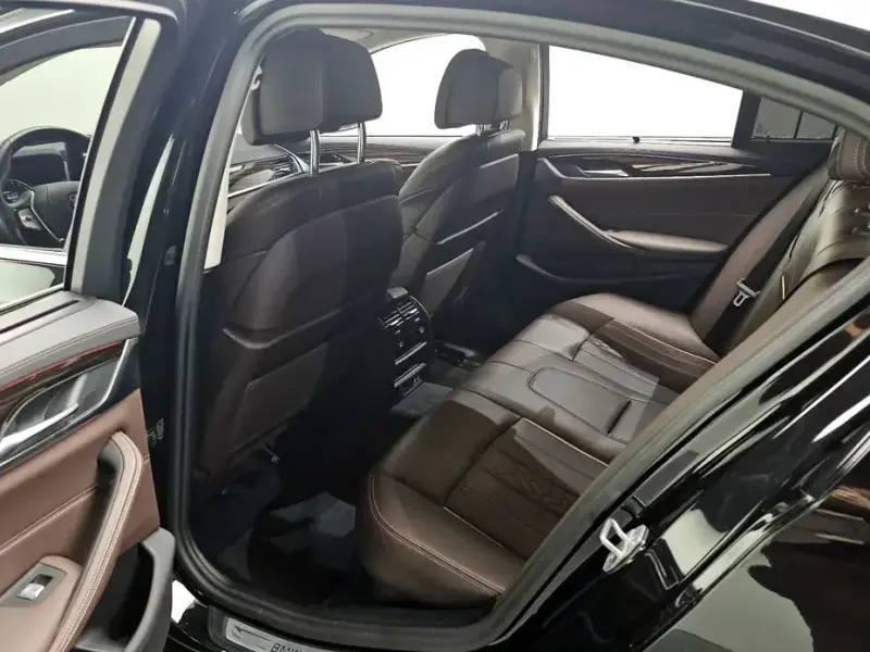 2023 BMW 5 серии с пробегом 86 344 км