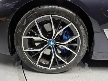 2022 BMW 5 серии с пробегом 66 381 км