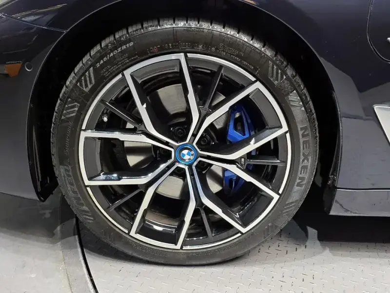 2022 BMW 5 серии с пробегом 66 381 км