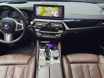 2022 BMW 5 серии с пробегом 66 381 км