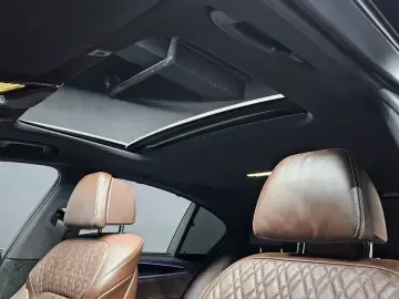 2022 BMW 5 серии с пробегом 66 381 км