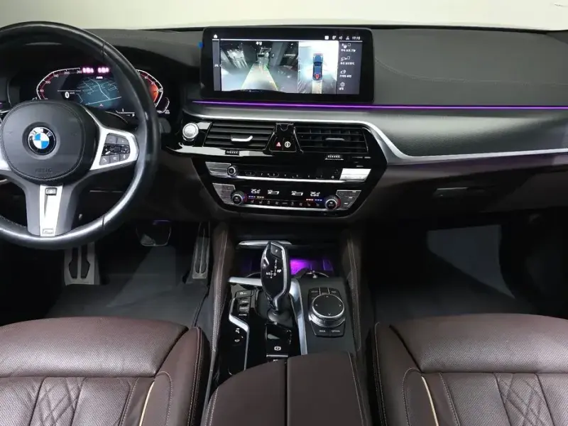 2023 BMW 5 серии с пробегом 36 002 км