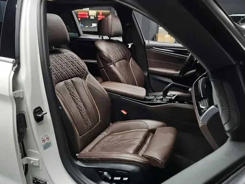 2022 BMW 5 серии с пробегом 60 728 км