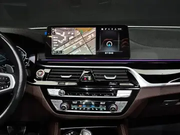 2022 BMW 5 серии с пробегом 60 728 км