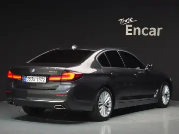 2022 BMW 5 серии с пробегом 84 578 км