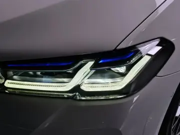 2022 BMW 5 серии с пробегом 60 728 км