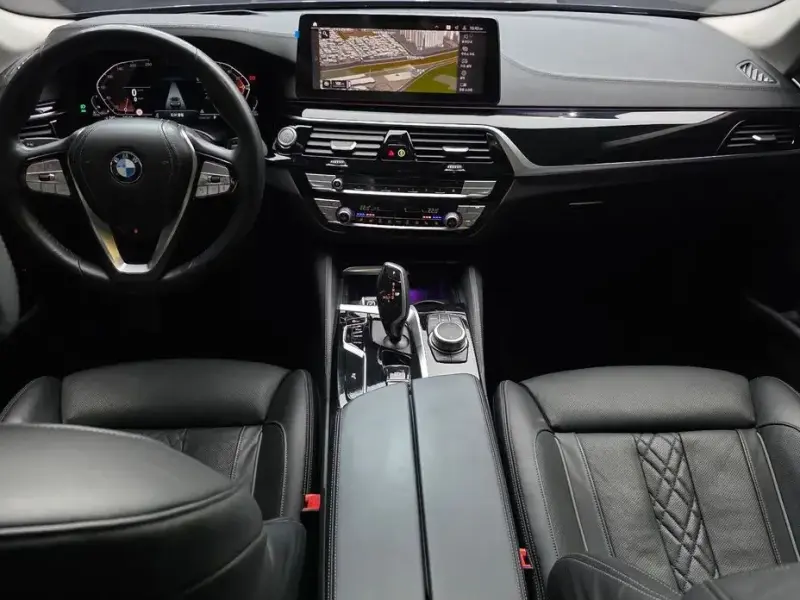 2022 BMW 5 серии с пробегом 84 578 км