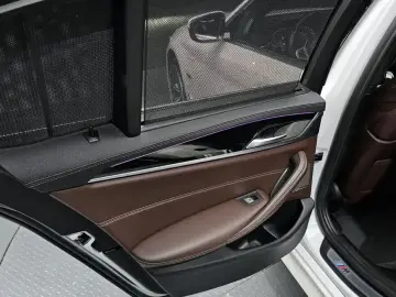 2022 BMW 5 серии с пробегом 60 728 км