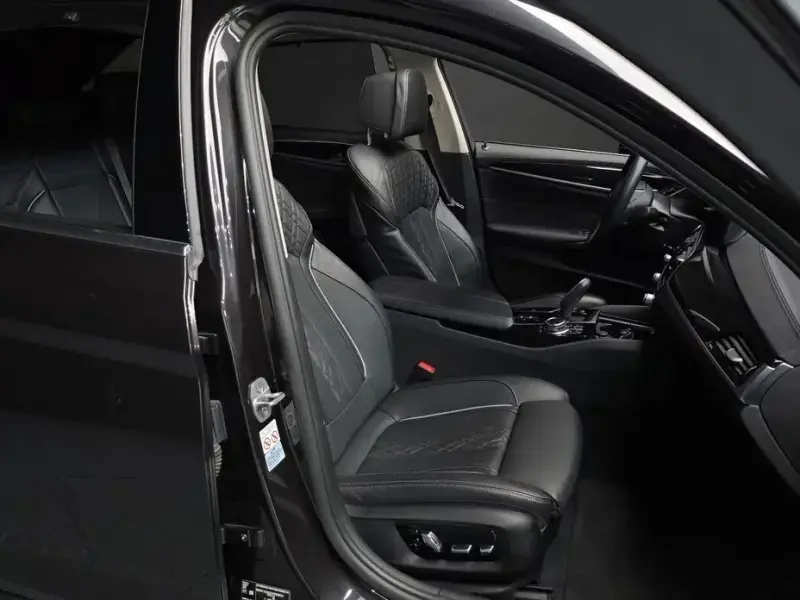 2022 BMW 5 серии с пробегом 84 578 км