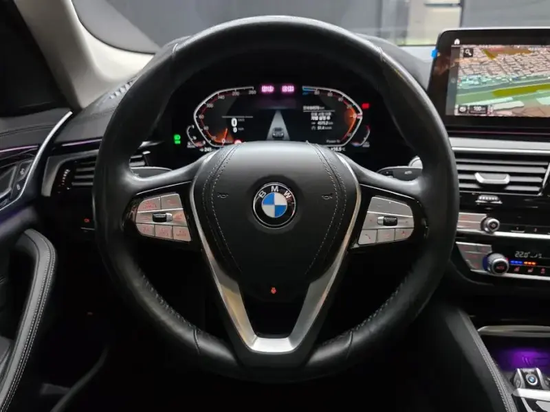 2022 BMW 5 серии с пробегом 84 578 км