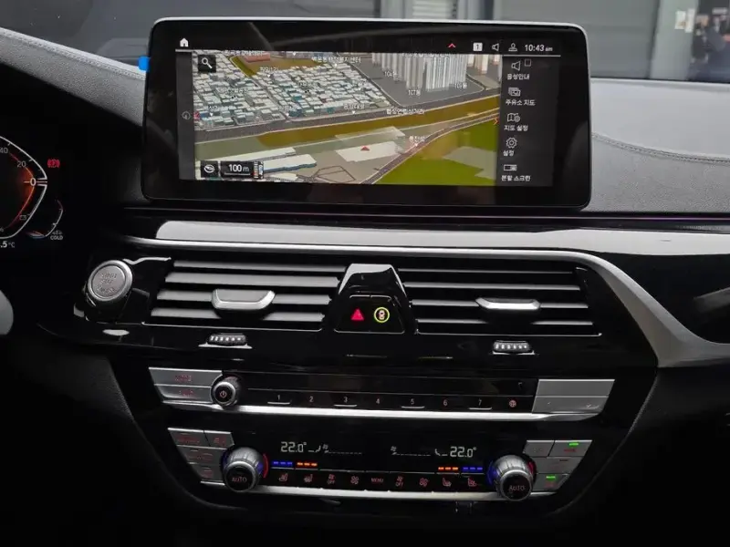 2022 BMW 5 серии с пробегом 84 578 км