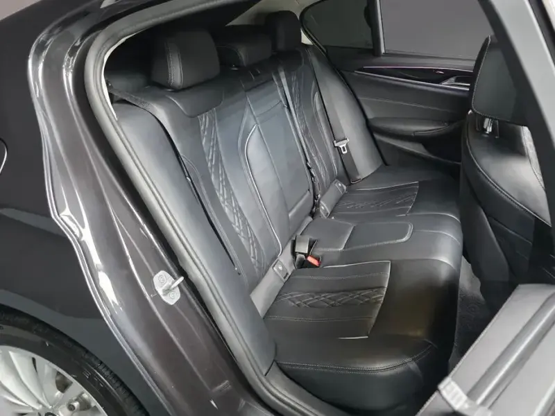 2022 BMW 5 серии с пробегом 84 578 км