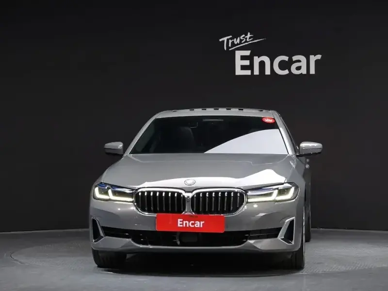 2022 BMW 5 серии с пробегом 50 019 км