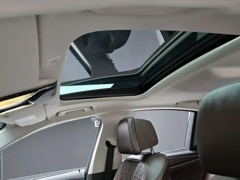2022 BMW 5 серии с пробегом 50 019 км