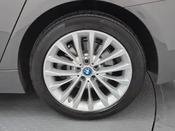 2022 BMW 5 серии с пробегом 50 019 км