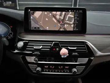 2022 BMW 5 серии с пробегом 50 019 км