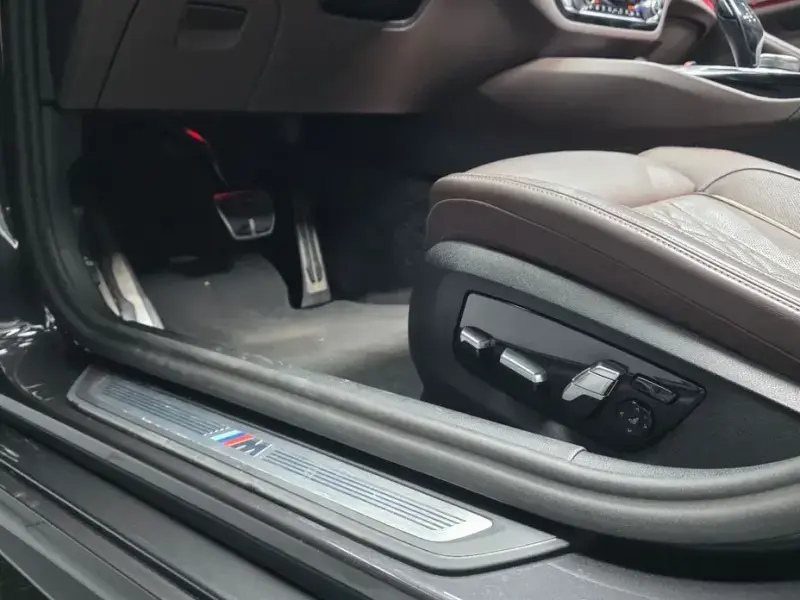 2022 BMW 5 серии с пробегом 41 379 км