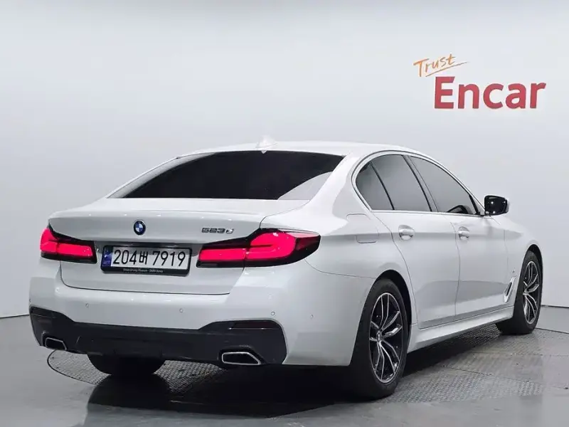 2023 BMW 5 серии с пробегом 38 383 км