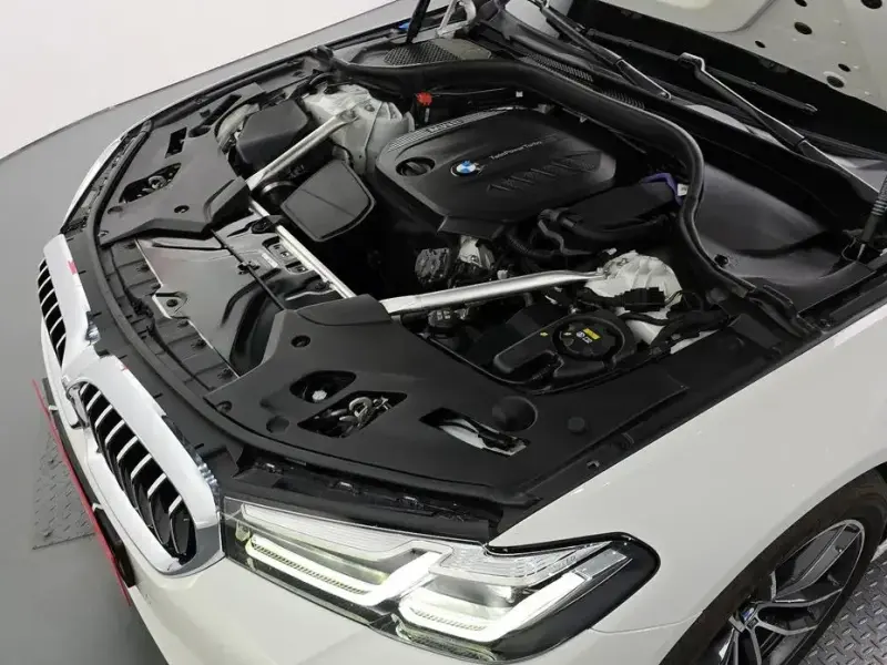 2023 BMW 5 серии с пробегом 38 383 км
