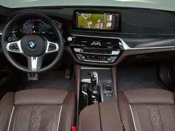 2023 BMW 5 серии с пробегом 38 383 км