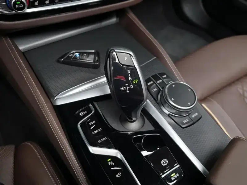 2023 BMW 5 серии с пробегом 38 383 км