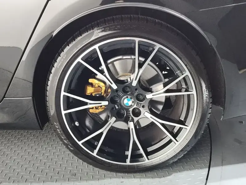 2022 BMW 5 серии с пробегом 46 323 км