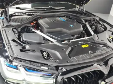2022 BMW 5 серии с пробегом 46 323 км