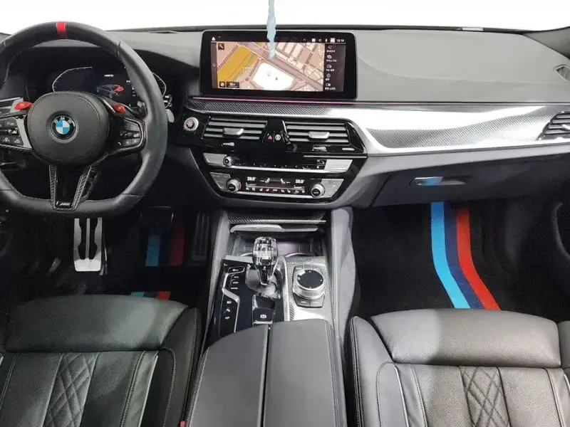2022 BMW 5 серии с пробегом 46 323 км