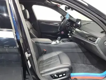 2022 BMW 5 серии с пробегом 46 323 км