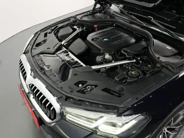 2023 BMW 5 серии с пробегом 86 095 км