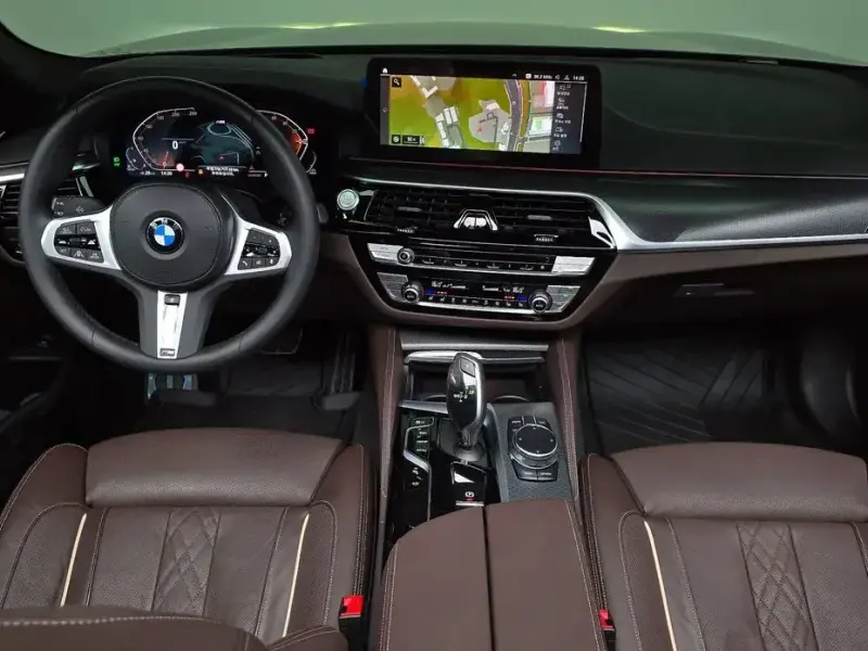 2023 BMW 5 серии с пробегом 86 095 км