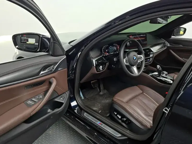 2023 BMW 5 серии с пробегом 86 095 км