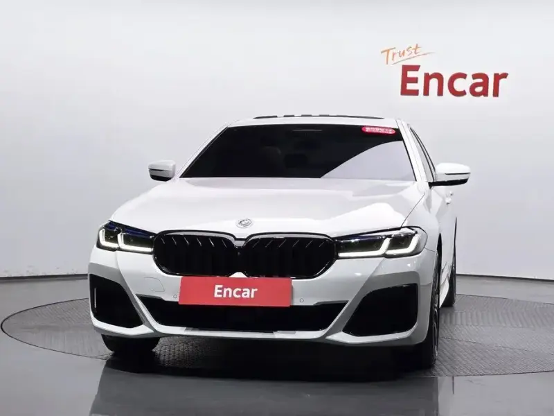 2023 BMW 5 серии с пробегом 30 582 км