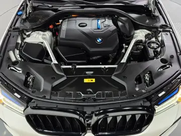 2023 BMW 5 серии с пробегом 30 582 км