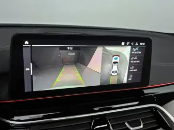 2023 BMW 5 серии с пробегом 30 582 км