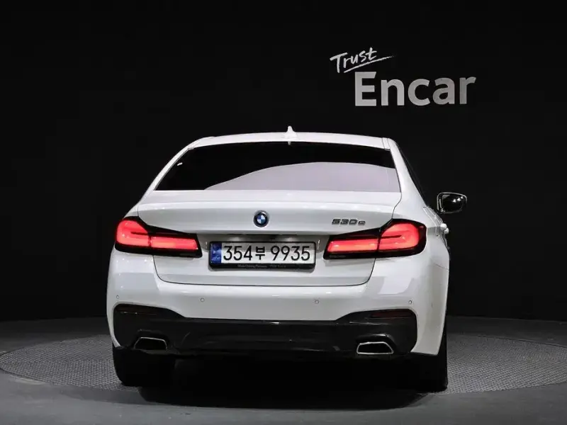 2022 BMW 5 серии с пробегом 86 152 км