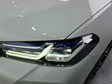 2023 BMW 5 серии с пробегом 30 582 км
