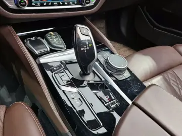 2022 BMW 5 серии с пробегом 86 152 км