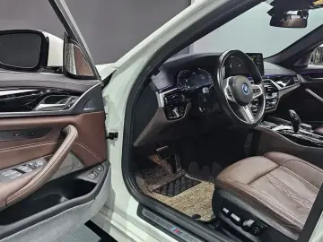 2022 BMW 5 серии с пробегом 86 152 км