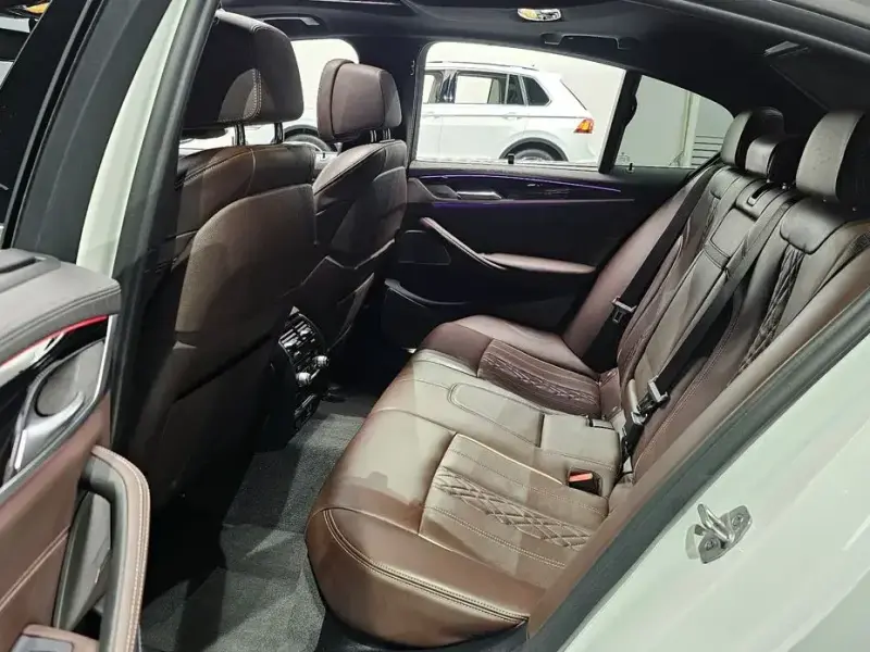 2022 BMW 5 серии с пробегом 86 152 км