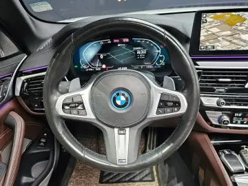 2022 BMW 5 серии с пробегом 86 152 км