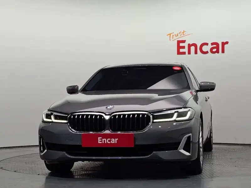 2022 BMW 5 серии с пробегом 62 029 км