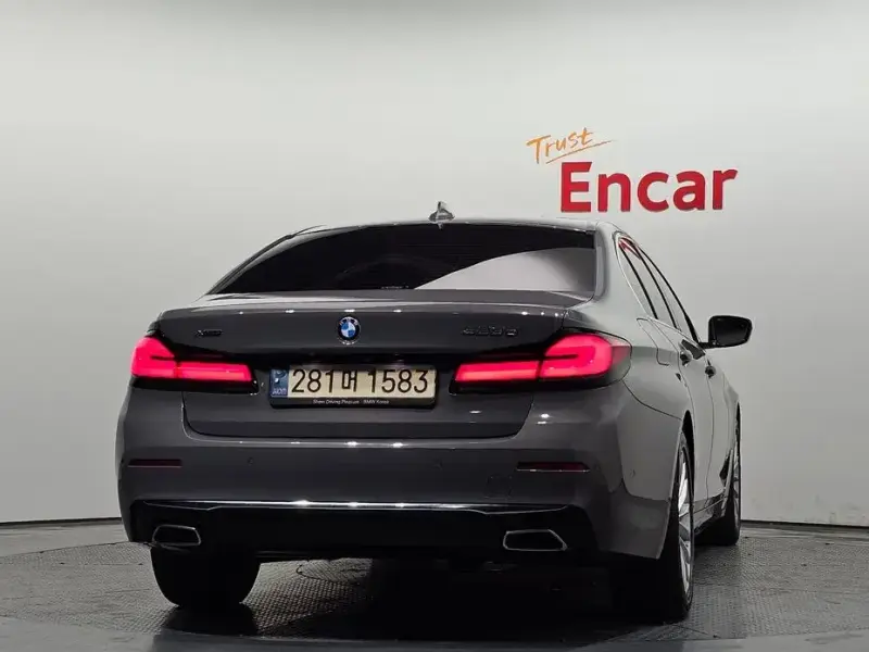 2022 BMW 5 серии с пробегом 62 029 км