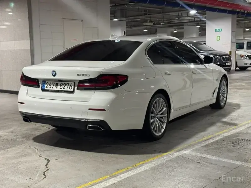 2023 BMW 5 серии с пробегом 58 946 км