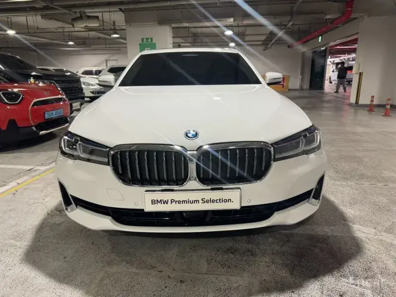 2023 BMW 5 серии с пробегом 58 946 км