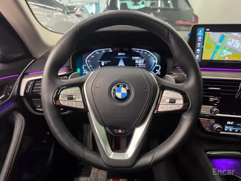 2023 BMW 5 серии с пробегом 58 946 км