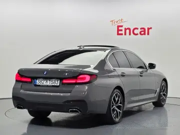 2022 BMW 5 серии с пробегом 29 229 км